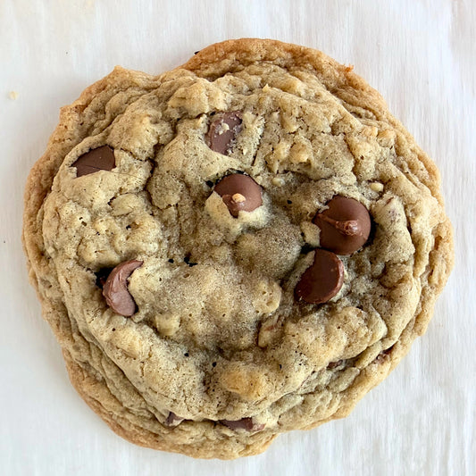 Milk Chocolate & Oats Cookie